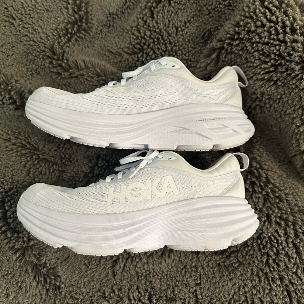 Hokas Bondi 8s